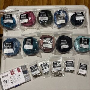 Wawak Metallic Zippers & Purse Hardware Assortment - Multi Color